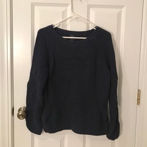 Gap sweater